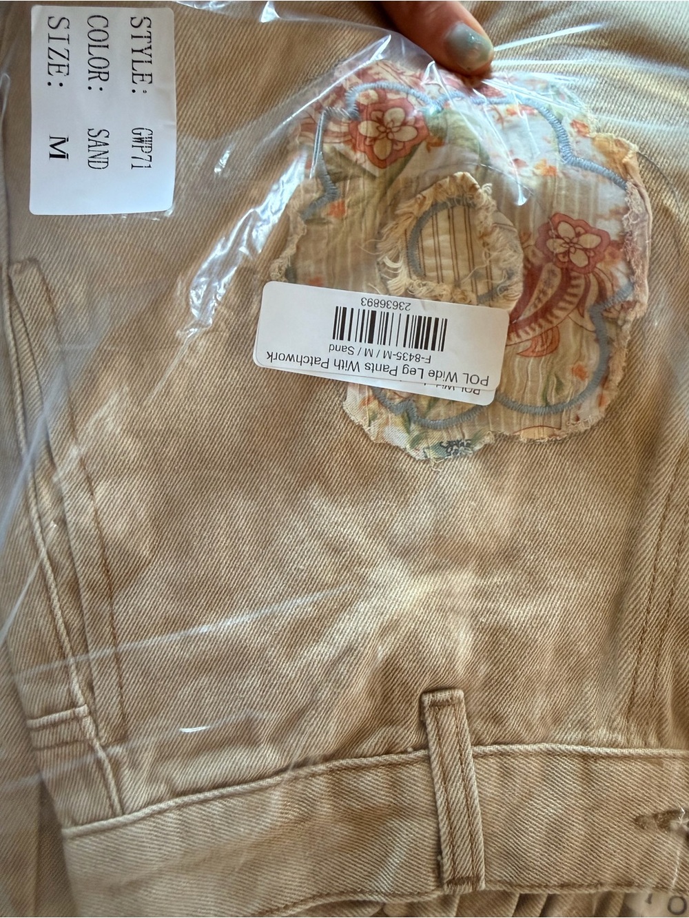 POL Boho Sand Wide-Leg Floral Patch Pants - Picture 4 of 4